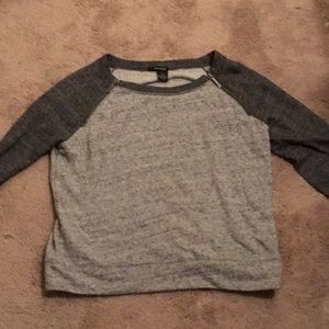 DKNY JEANS top great to wear with a scarf